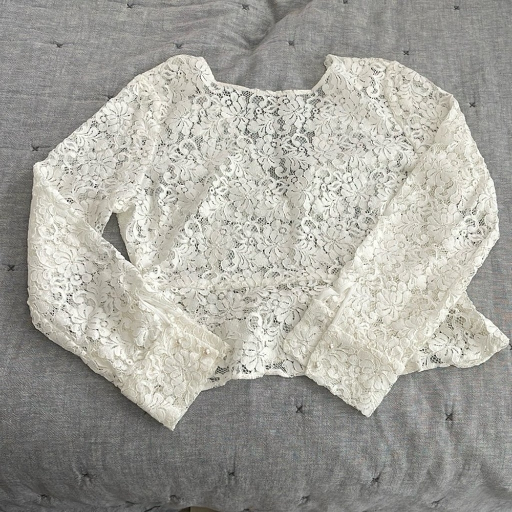 Lace v-neck